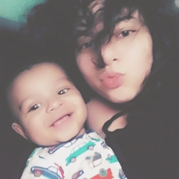 Meet your Posher, Chaya - Picture 7 of 8